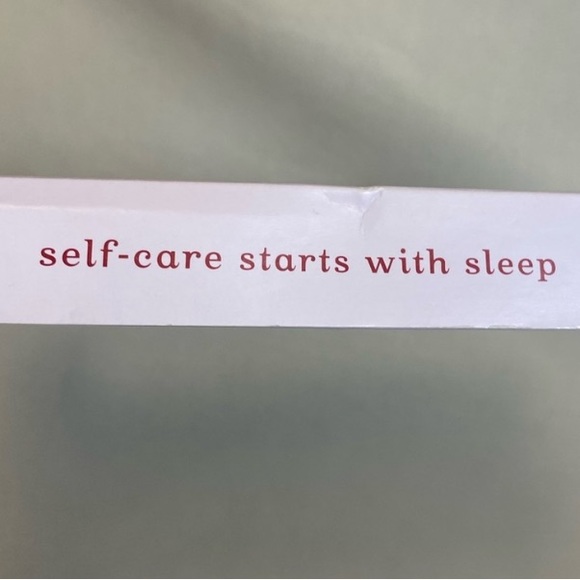 BRAND NEW! “I’m Sleeping” Pink Sleep Mask by 41 WINKS at Nordstrom. Great gift! - Picture 9 of 9